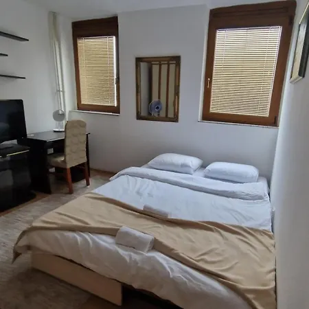 Apartment Near Campus