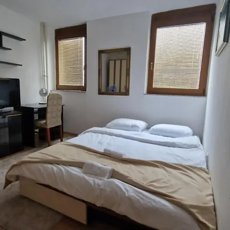 Apartment Near Campus *